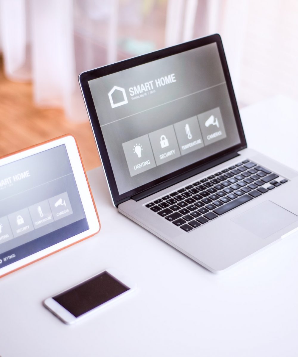 a-tablet-with-smart-home-screen-.jpg